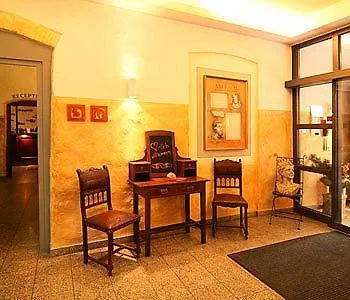 Altstadthotel Der Patrizier فندق 4*