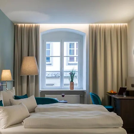 Altstadthotel Der Patrizier Regensburg