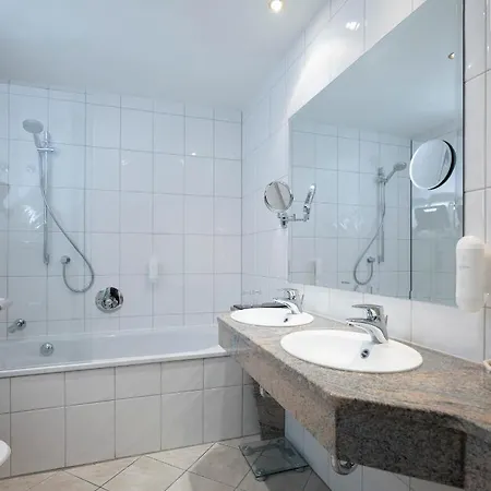 Altstadthotel Der Patrizier 4*