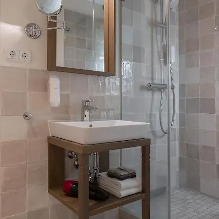 מלון Altstadthotel Der Patrizier 4*