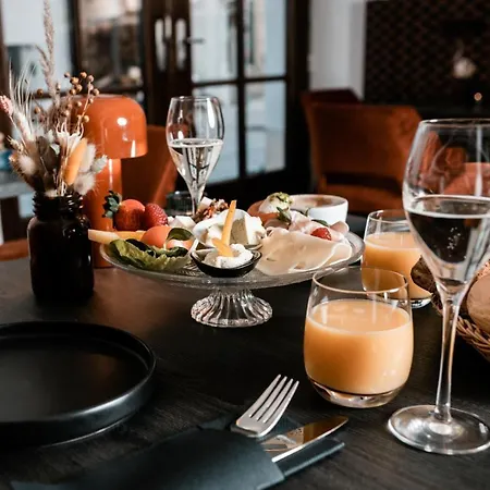 ホテル Altstadthotel Der Patrizier レーゲンスブルク