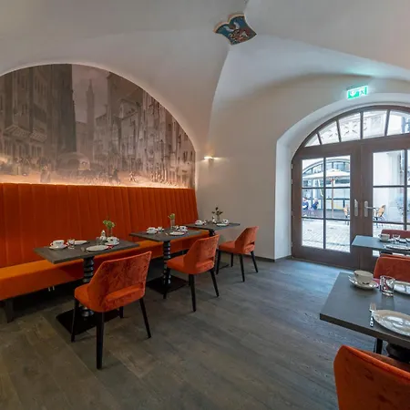 Altstadthotel Der Patrizier ホテル 4*