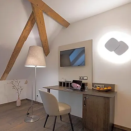 Altstadthotel Der Patrizier מלון 4*