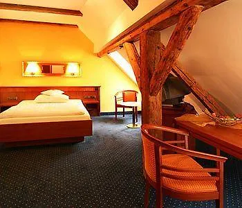 Altstadthotel Der Patrizier מלון 4*