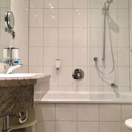 מלון Altstadthotel Der Patrizier