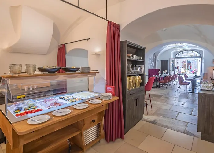 Altstadthotel Der Patrizier 4* Řezno